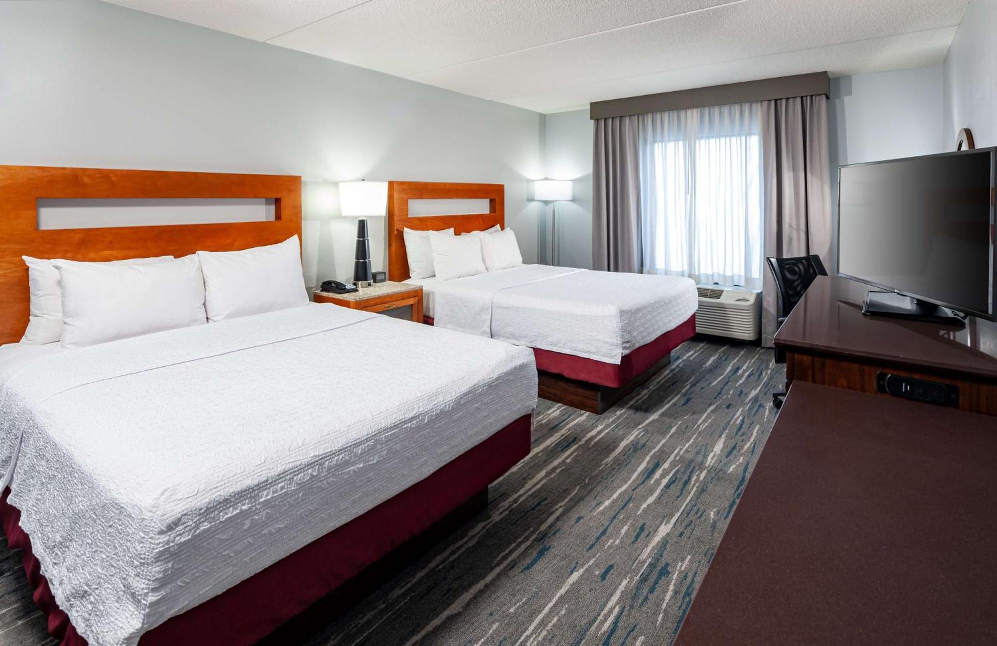 Hampton Inn & Suites St. Louis At Forest Park Exteriér fotografie