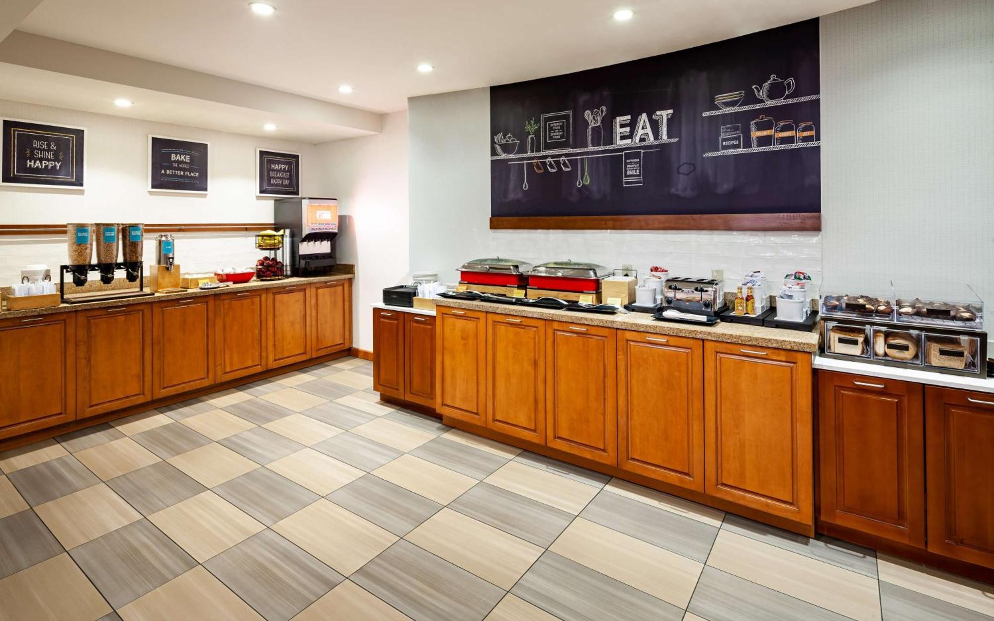 Hampton Inn & Suites St. Louis At Forest Park Exteriér fotografie