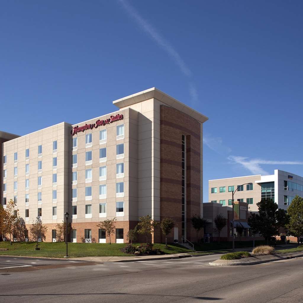 Hampton Inn & Suites St. Louis At Forest Park Exteriér fotografie